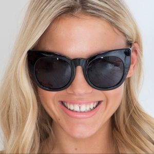 Quay Australia Cha Cha sunglasses in black